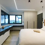Luxury Vista