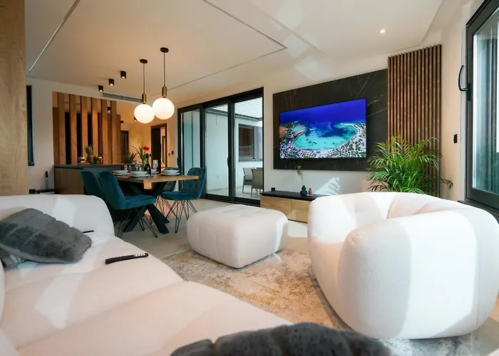 Luxury Vista * Petrcane