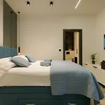 Luxury Vista