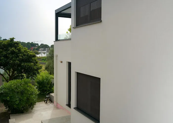 Luxury Vista 아파트